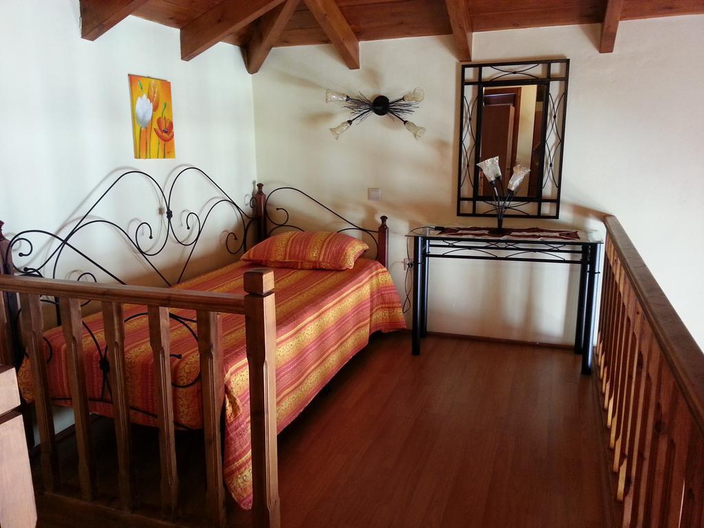 Mika'S House Villa Chalki Town Room photo